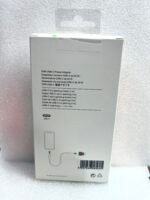 20W USB-C Power Adapter
USB-C to Lightning Cable - Imagem 2